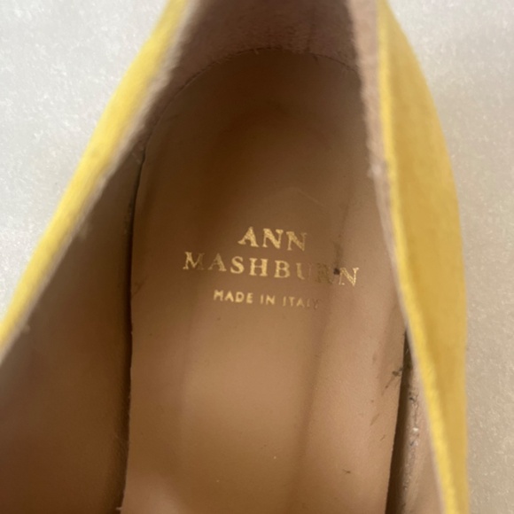 Ann Mashburn Chic Suede Buckle Cushioned Casual Shoe Flats in Citron Yellow 7.5 - Picture 10 of 13